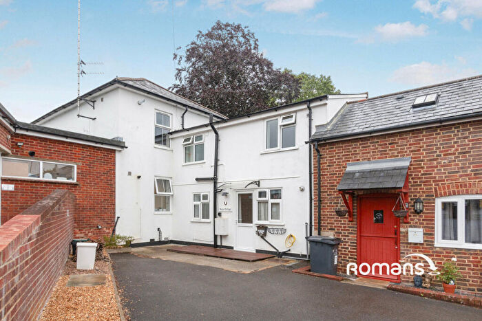 1 Bedroom Terraced House To Rent In Bishops Road, Farnham, Surrey, GU9