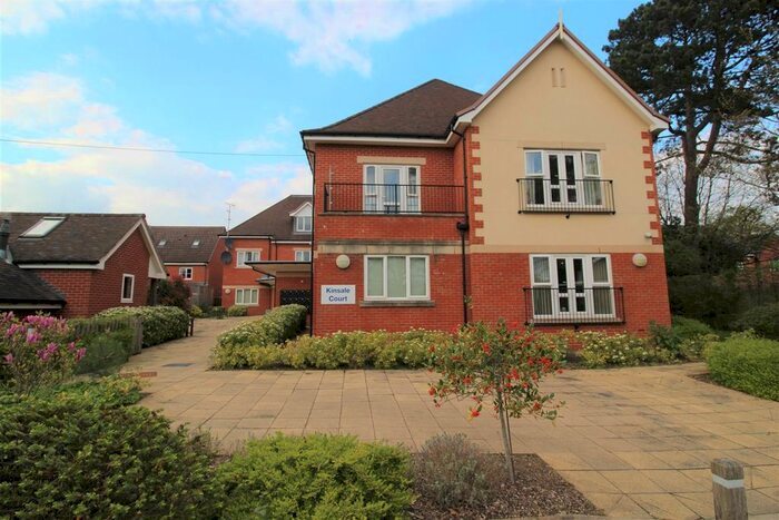 1 Bedroom Flat To Rent In Highfields Park Drive, Allestree, Derby, DE22