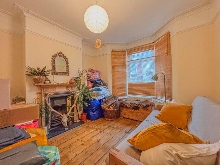 2 Bedroom Terraced House To Rent In Stafford Road, St Werburghs, Bristol, BS2