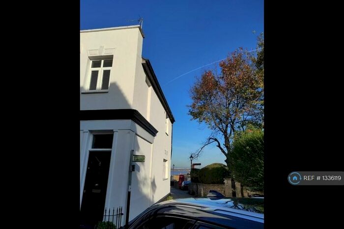 3 Bedroom Terraced House To Rent In High Street, Greenhithe, DA9