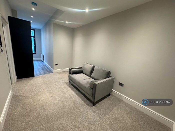 1 Bedroom Flat To Rent In St Sepulchre Gate, Doncaster, DN1