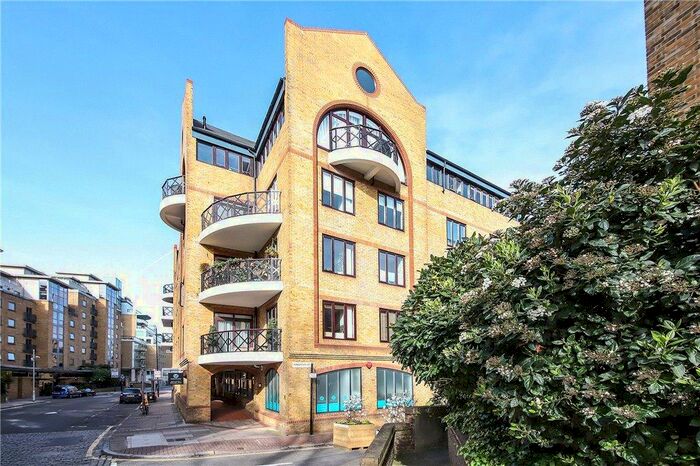 3 Bedroom Apartment To Rent In Knighten Street, London, E1W