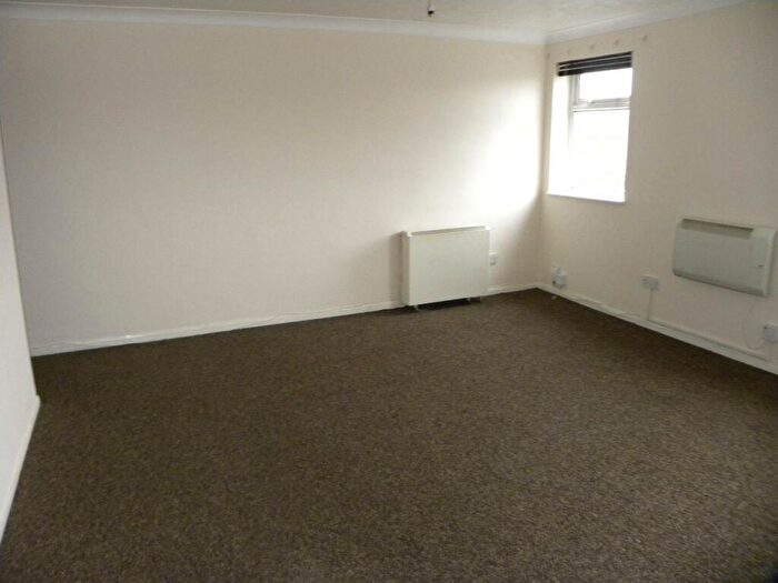 1 Bedroom Flat For Sale In Flat Mayfield Road, Dunstable, LU5