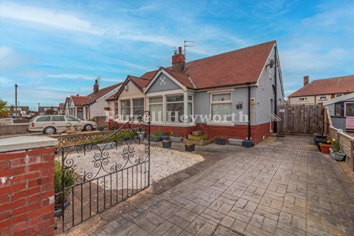 4 Bedroom Bungalow For Sale In Penrith Avenue, Thornton Cleveleys, FY5