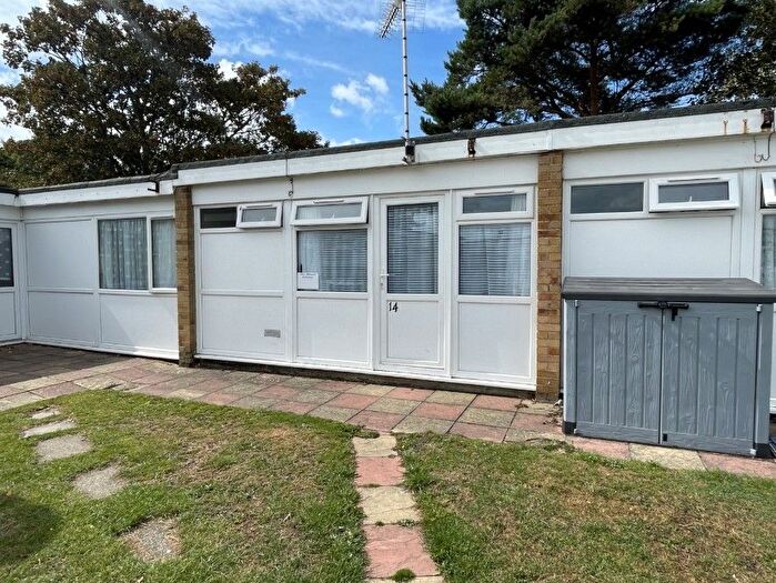 2 Bedroom Mobile/park Home For Sale In Belle Aire Holiday Park, Hemsby, Great Yarmouth, Norfolk, NR29