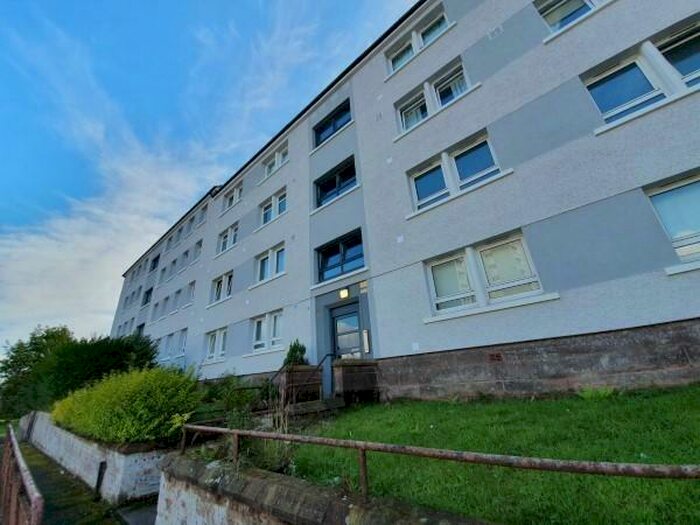 2 Bedroom Flat To Rent In Dempster Street, Inverclyde, Greenock, PA15