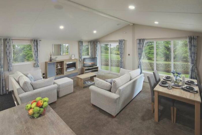 3 Bedroom Lodge Character Property For Sale In Malvern View, Worcestershire, WR6