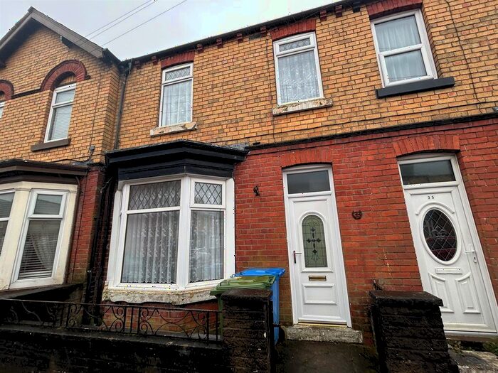 2 Bedroom Terraced House To Rent In Britannia Street, Scarborough, YO12