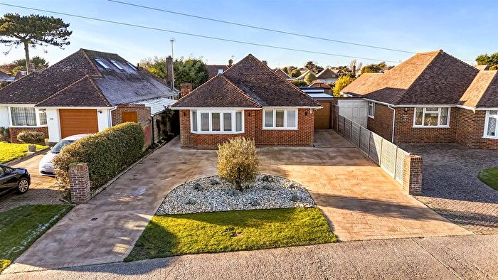 2 Bedroom Detached Bungalow For Sale In The Ridings, East Preston, Littlehampton, BN16
