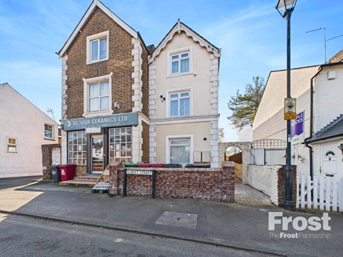 1 Bedroom Apartment To Rent In Albert Street, Slough, Berkshire, SL1