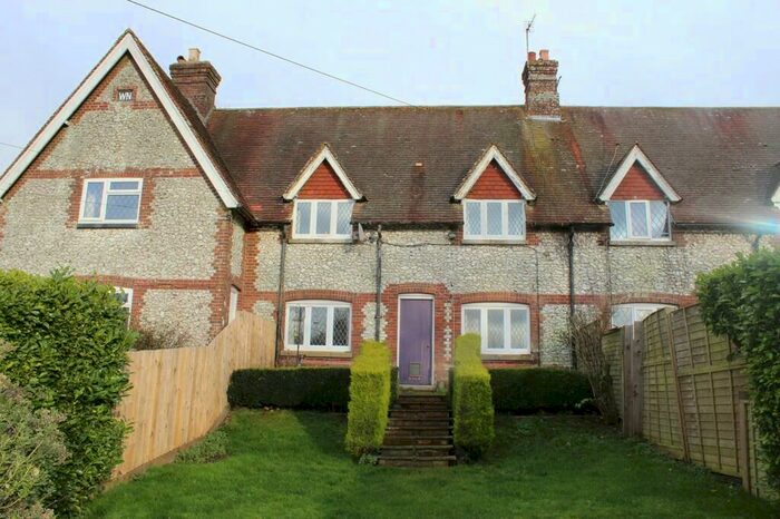 3 Bedroom Terraced House To Rent In Fox Cottage, Privett, GU34