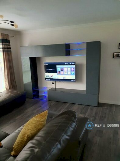 2 Bedroom Flat To Rent In Queen Mary Rd, Sheffield, S2