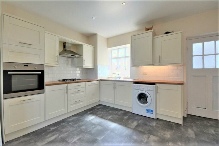 3 Bedroom Apartment To Rent In Lord Street, Southport, Merseyside, PR8