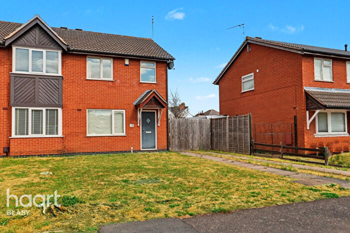3 Bedroom Semi-Detached House For Sale In Knights Close, Leicester, LE9