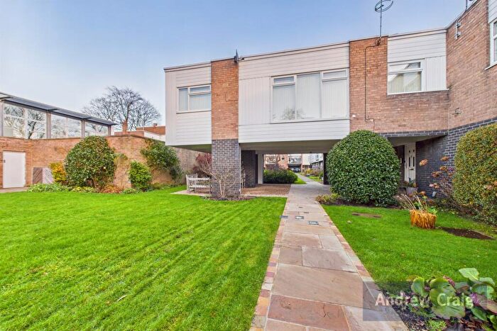 3 Bedroom Maisonette To Rent In Ferndene Court, Gosforth, NE3