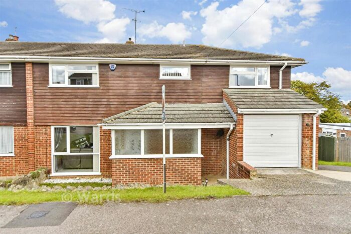 4 Bedroom Semi-Detached House For Sale In Hallwood Close, Parkwood, Gillingham, Kent, ME8