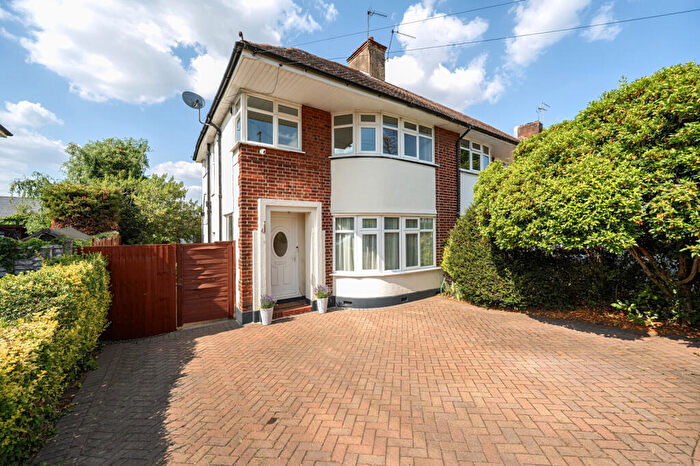3 Bedroom Semi-Detached House For Sale In Oriental Road, Woking, Surrey, GU22