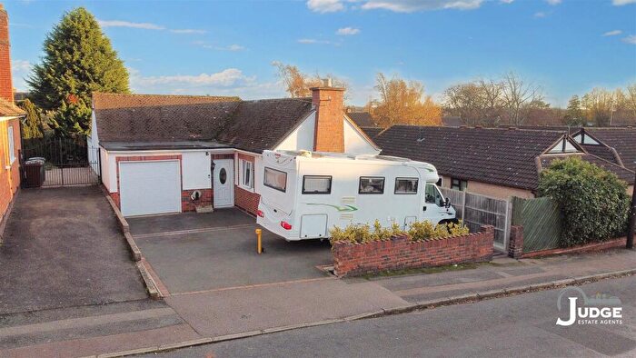 3 Bedroom Detached Bungalow For Sale In Hollow Road, Anstey, Leicester, LE7