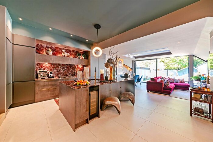 5 Bedroom Terraced House For Sale In Linkway, Raynes Park, SW20