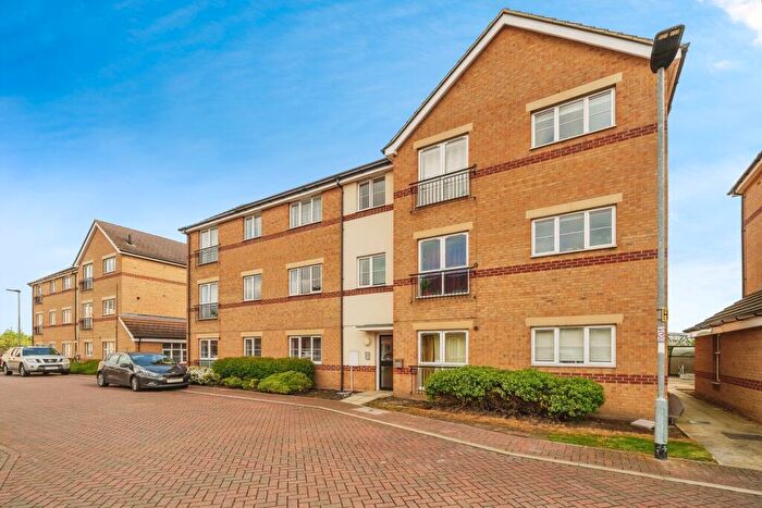 2 Bedroom Apartment To Rent In Rathbone Crescent, Peterborough, PE3