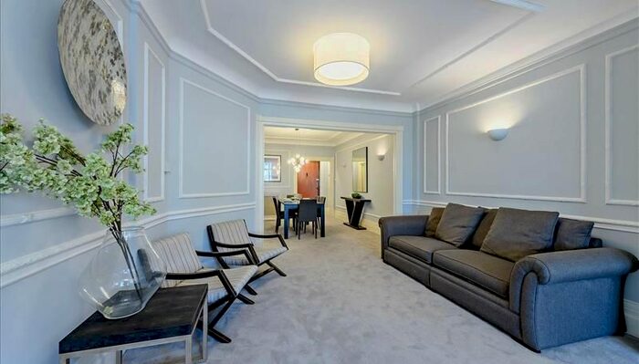 6 Bedroom Flat To Rent In Park Road, London, NW8