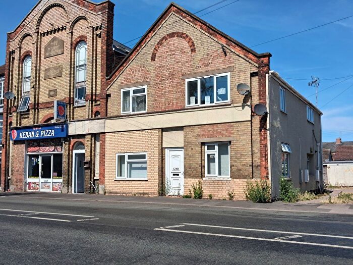 4 Bedroom Block Of Flats For Sale In Bridge Road, Sutton Bridge, Spalding, PE12
