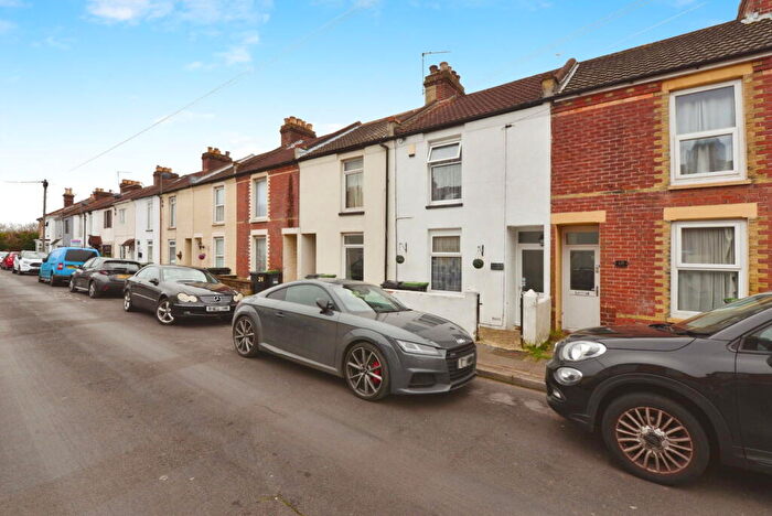 2 Bedroom Terraced House To Rent In Zetland Road, Gosport, PO12