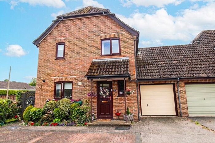 4 Bedroom Detached House For Sale In Sherfield, Winterbourne Dauntsey, SP4