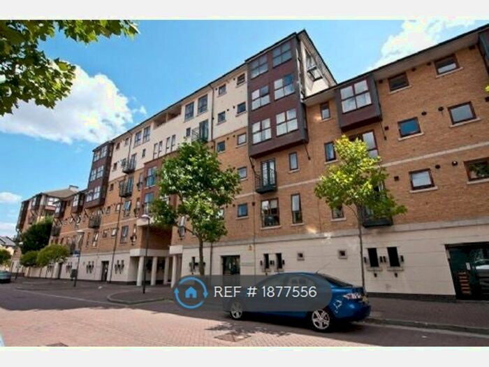 2 Bedroom Flat To Rent In Wesley Avenue, London, E16