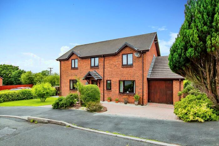 4 Bedroom Detached House For Sale In Landsker Lane, Narberth, SA67