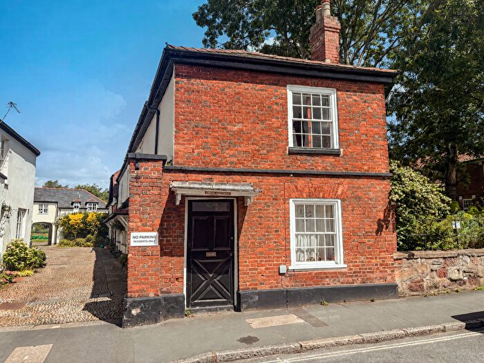 1 Bedroom Flat For Sale In Fore Street, Topsham, Exeter, EX3