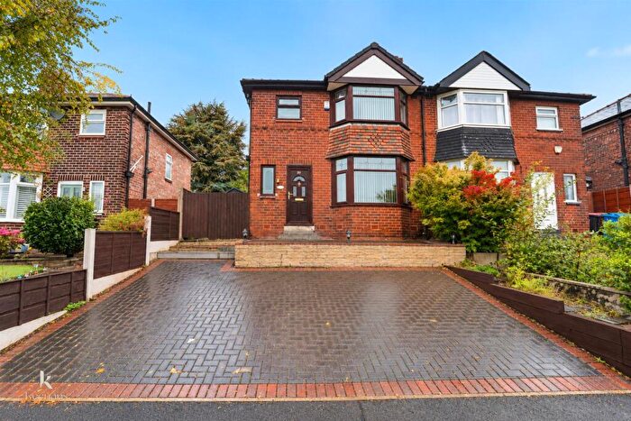 3 Bedroom Semi Detached House For Sale In Hallwood Avenue, Salford, M6