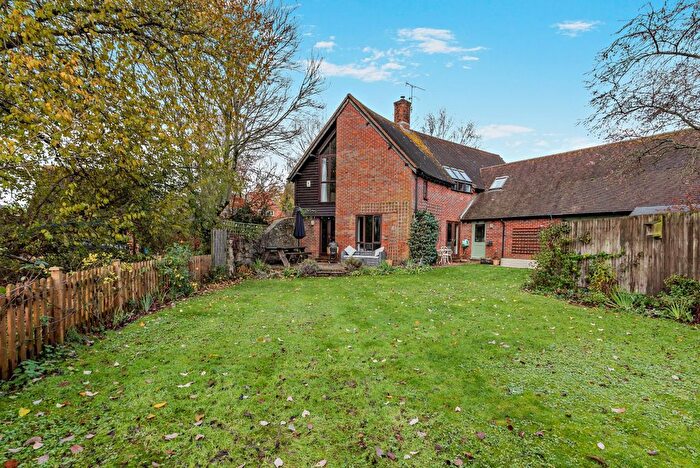 4 Bedroom Link Detached House For Sale In North Street, Broad Chalke, Salisbury, Wiltshire, SP5