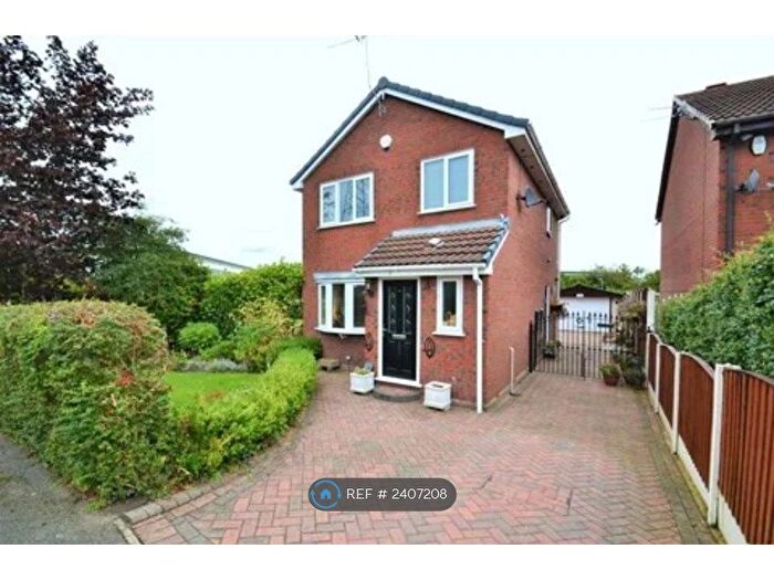 3 Bedroom Detached House To Rent In Ellerby Avenue, Swinton, Manchester, M27