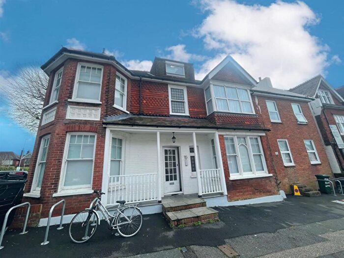 Apartment To Rent In Caburn Road, Hove, BN3