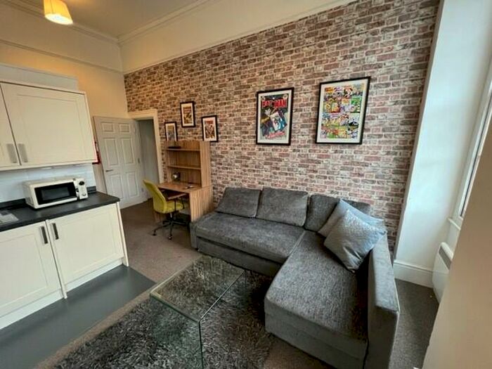 Studio To Rent In Berkeley Square, Bristol, BS8