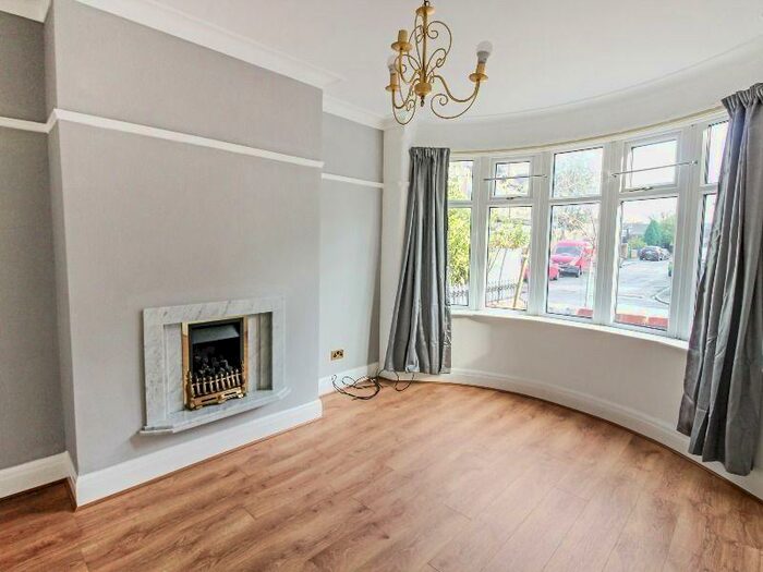 3 Bedroom Semi-Detached House To Rent In Longford Place, Manchester, M14