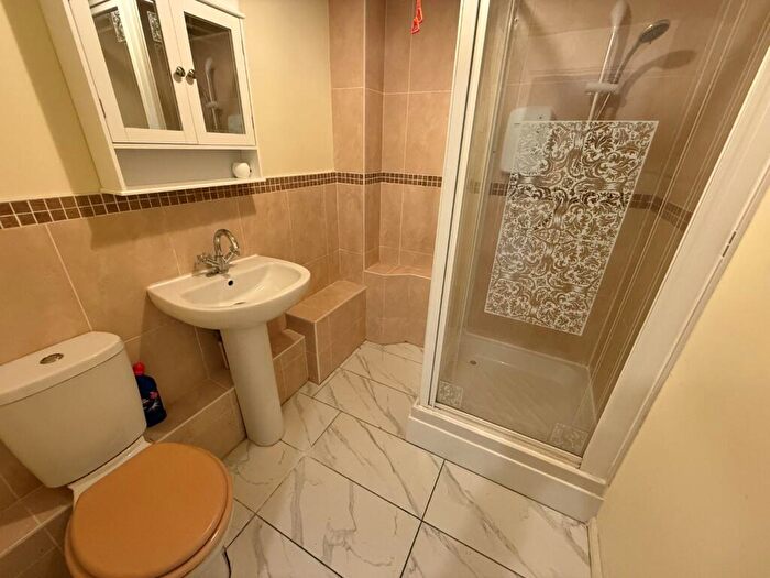 1 Bedroom Flat For Sale In Norton Court, High Street South, Dunstable, LU6