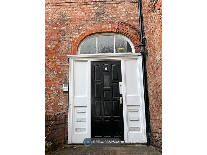 2 Bedroom Flat To Rent In Mill Lane, Northenden, M22