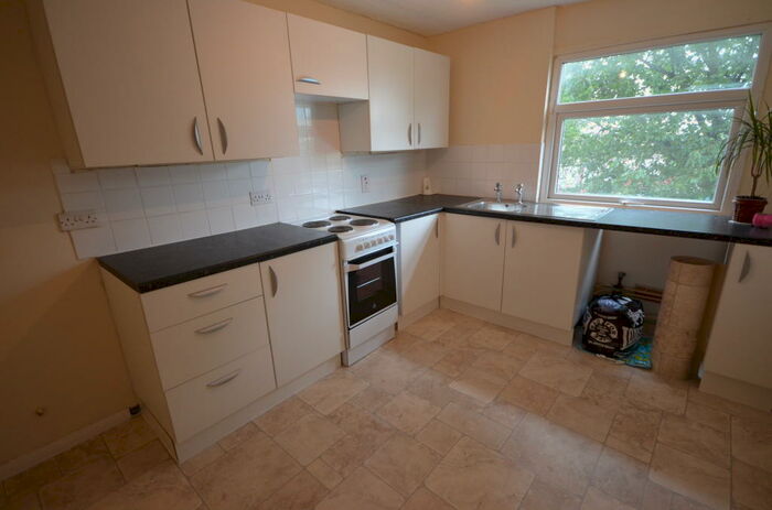 1 Bedroom Apartment To Rent In Homewood Court, Scott Avenue, Rainham, ME8