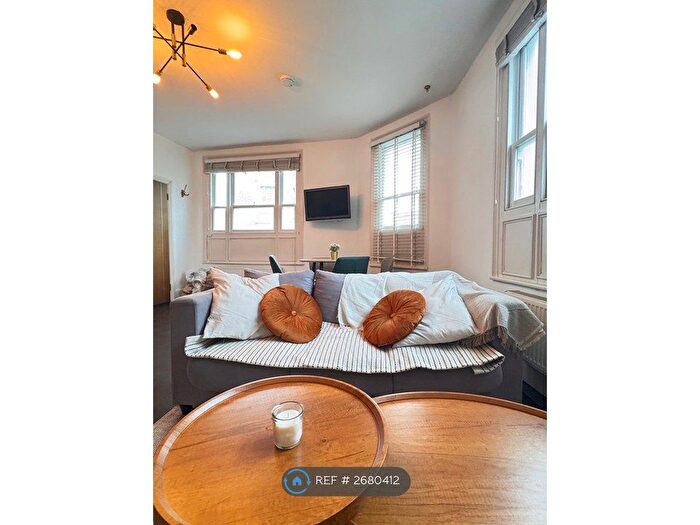 1 Bedroom Flat To Rent In Walham Yard, London, SW6