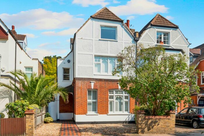 5 Bedroom Semi-Detached House To Rent In Merton Hall Road, London, SW19