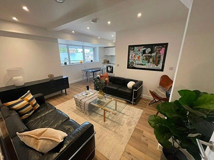 2 Bedroom Flat To Rent In St Nicholas Street, Ipswich, IP1
