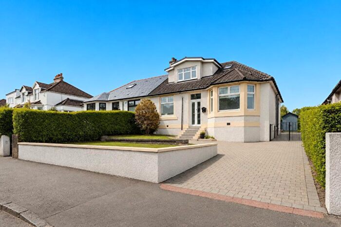 4 Bedroom Semi-Detached House For Sale In Cumbernauld Road, Stepps, Glasgow, G33