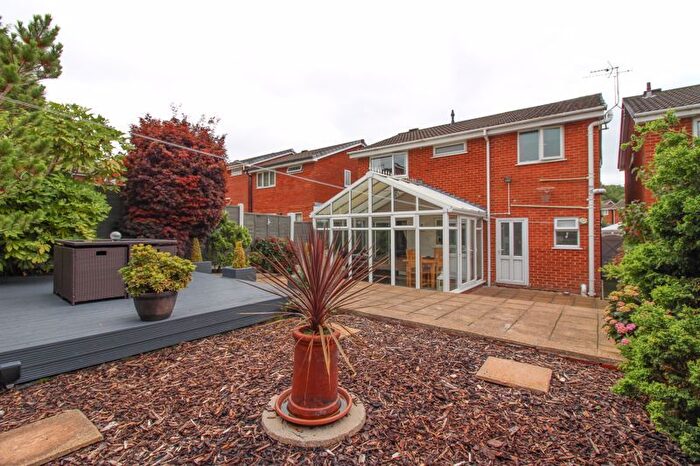 4 Bedroom Detached House For Sale In Platt Lane, Whelley, Wigan, WN1