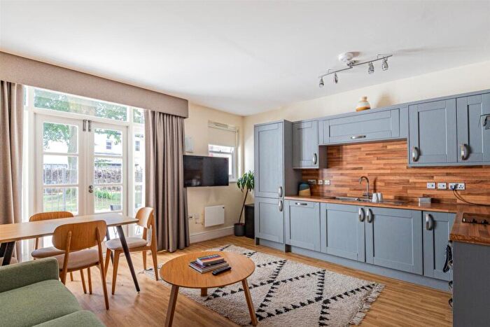 1 Bedroom Flat To Rent In Cathedral Road, Pontcanna, CF11