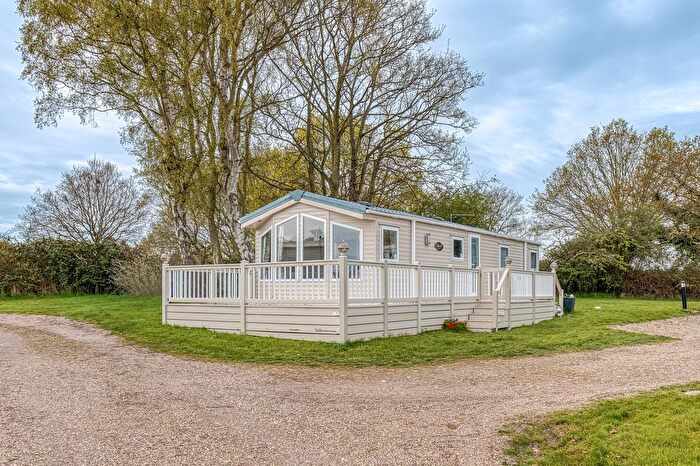 2 Bedroom Lodge For Sale In Broadland Marina, Oulton Broad, NR33