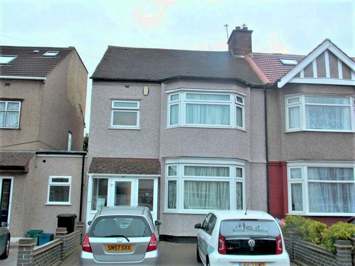 3 Bedroom Terraced House To Rent In Martley Drive, Ilford, IG2