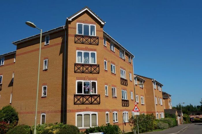 1 Bedroom Flat To Rent In Ascot Court, Aldershot GU11