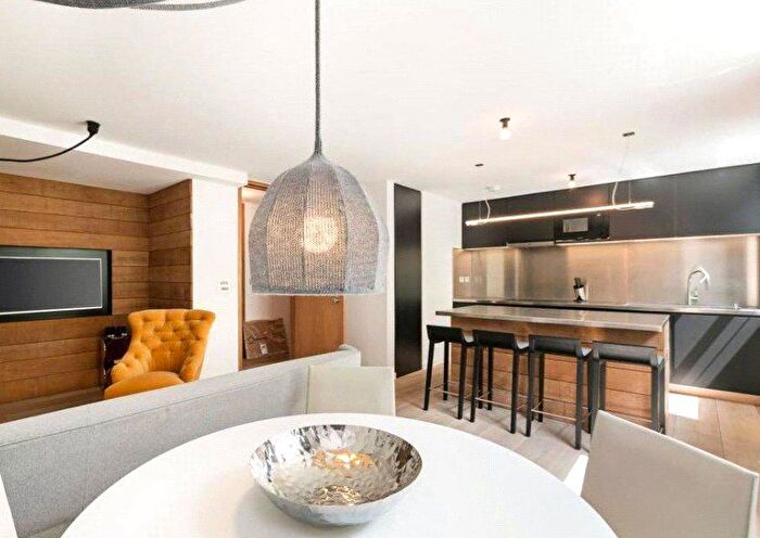 1 Bedroom Flat To Rent In Weymouth Street, Marylebone, W1W